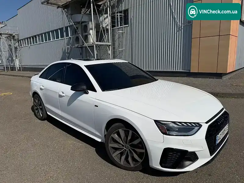 Audi A4 2019, фото з оголошення 2 з 20, VIN WAUANAF44LN007737