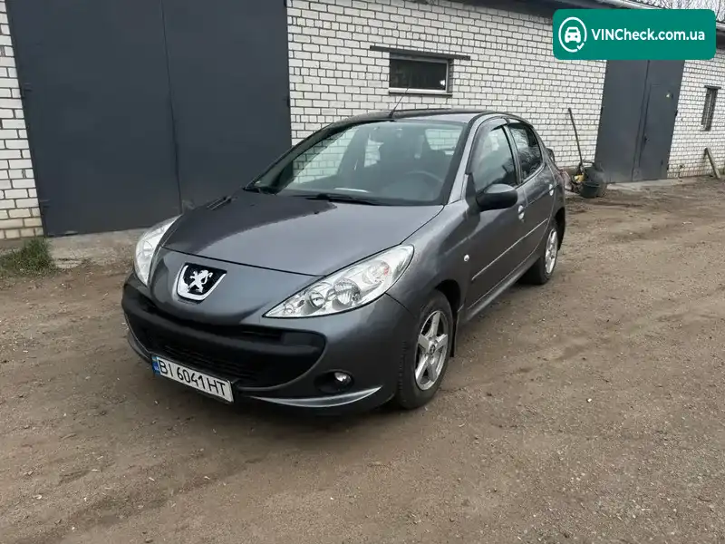 Peugeot 206+ 2010, фото з оголошення 1 з 5, VIN VF32MHFXAAY080193
